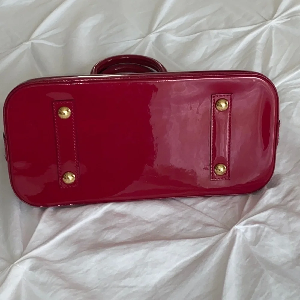 Louis Vuitton Pink Rose Indian Leather Monogram Vernis Alma Bag New Condition